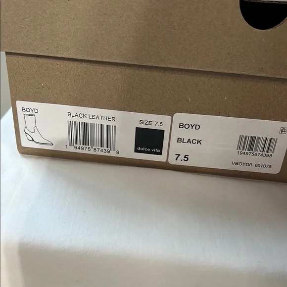 Dolce Vita Black Women's Boots - Picture 2 of 9